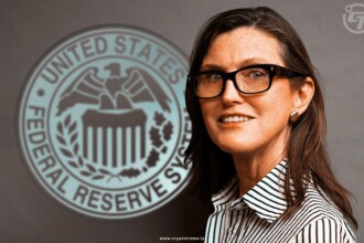 Ark’s Cathie Wood Accuses Fed of Causing Deflation with Policy Error