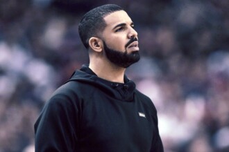 Drake Loses $234,000 Worth of Bitcoin at the Spanish Grand Prix