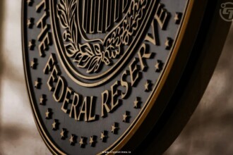 Fed Rate Uncertainty Shakes Crypto, Economy Resilient