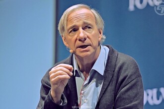 Ray Dalio Says Cash is Not a Safe Investment