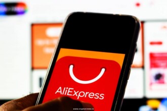 AliExpress Partners with "The Moment3!" to Launch NFTs