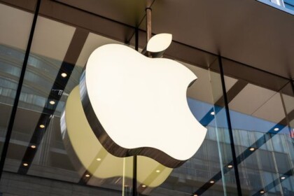 Apple Delays AI Feature Launch in EU Due to DMA Compliance