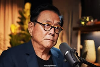 Robert Kiyosaki Advises Selling Bitcoin Amid Crash