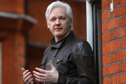 Anonymous Bitcoiner Donate $500K Debt to Free Julian Assange