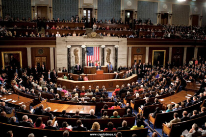 US House May Vote to Overturn Biden's SAB 121 Veto