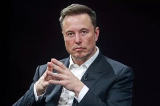 Elon Musk Clarifies That Tesla Won’t Pay xAI for AI Technology