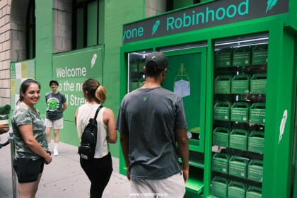 Robinhood Lists UNI, XLM, XTZ for New York Users