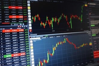 Crypto Arbitrage Strategies for Beginners and Seasoned Traders Alike